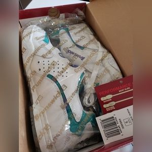 Brunswick Women's bowling shoes sz 9